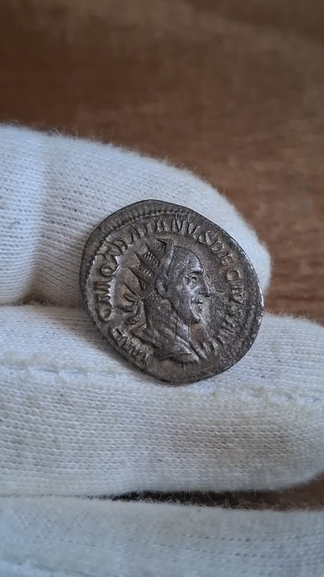 Antoninianus of Emperor Trajan Decius - Emperor on Horseback !! (E104)