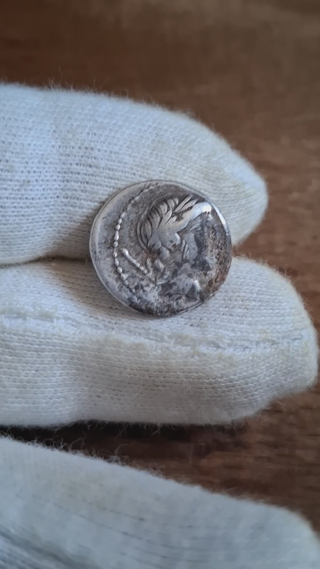 Roman Republican Denarius - Sulla's Civil War issue !! (R101)
